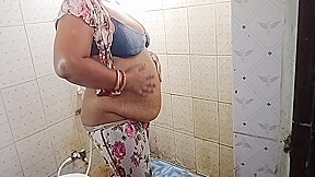Sex With Pregnant Bhabhi When She Is Taking Shower.....wow Very Hot And Sexy Indian Bhabhi